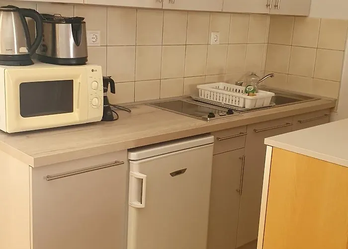 Apartament Aliz *